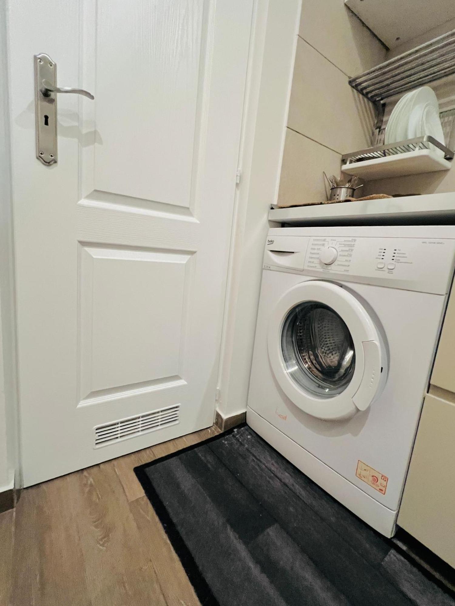Chloe Apartment Budapest Bagian luar foto