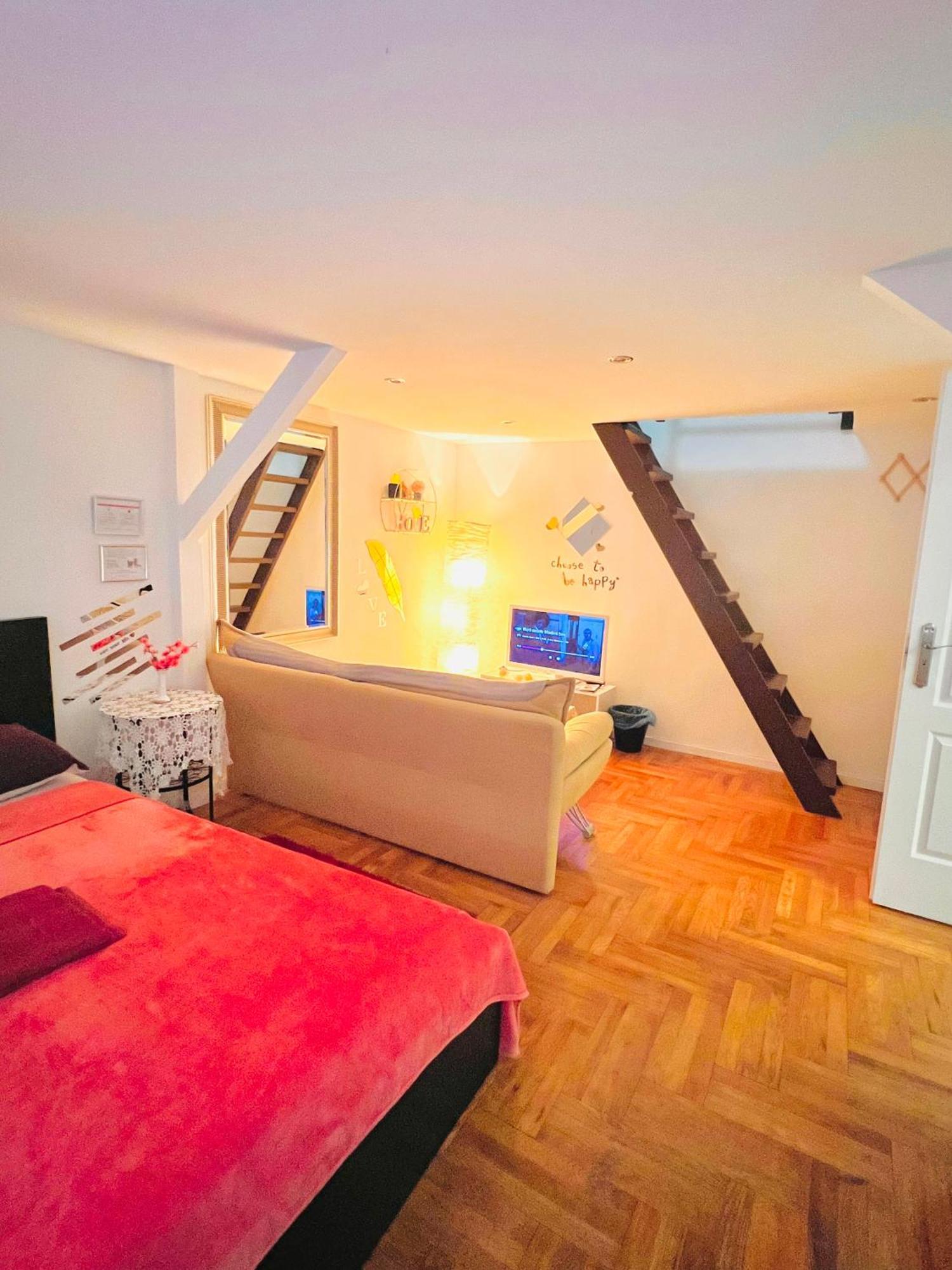 Chloe Apartment Budapest Bagian luar foto